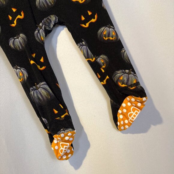 Little Bum Bums Bamboo Black Pumpkin Halloween Baby Footed Pajamas 3-6M Zippy - Picture 4 of 5